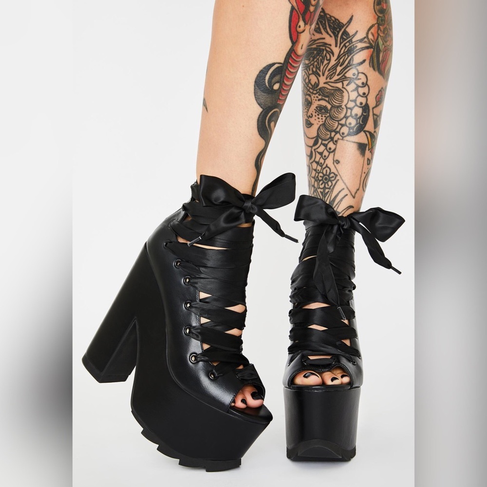 YRU Ballet Bae Black